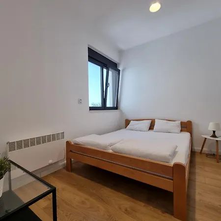 J&j * Βελιγράδι