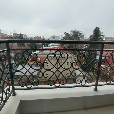 Apartment J&j *