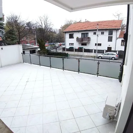 Apartment J&j Belgrad